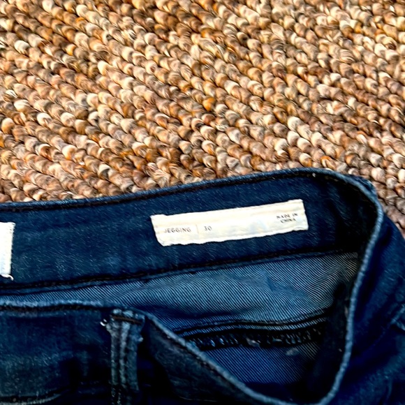 EUC PACSUN DARK JEGGING DISTRESSED - Size 10! - Picture 5 of 6